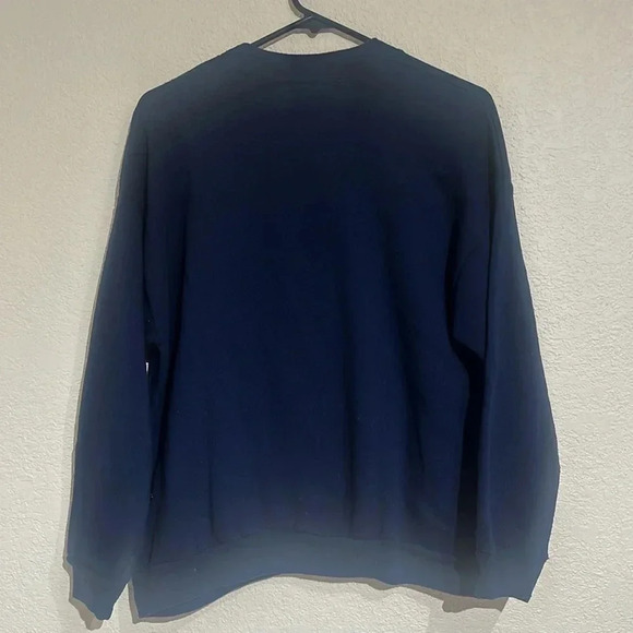 Vintage Holiday ☃️ crewneck sweater - Picture 5 of 5